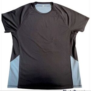 Gap performance T-shirt for sports for men